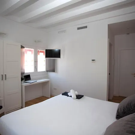 Hotel Sitges Rooms 民宿 *