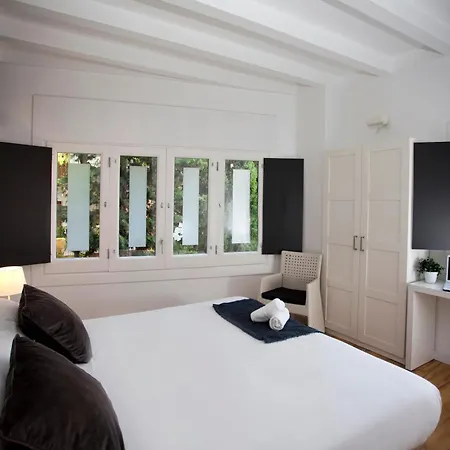 Hotel Sitges Rooms Homestay