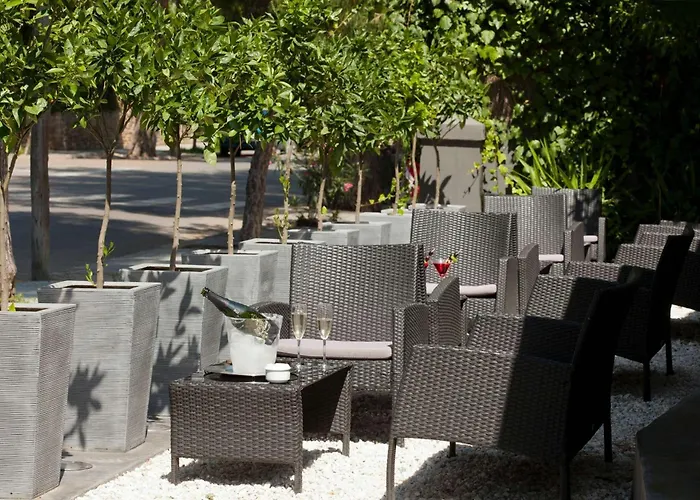 Hotel Sitges Rooms בית אירוח סיטגס