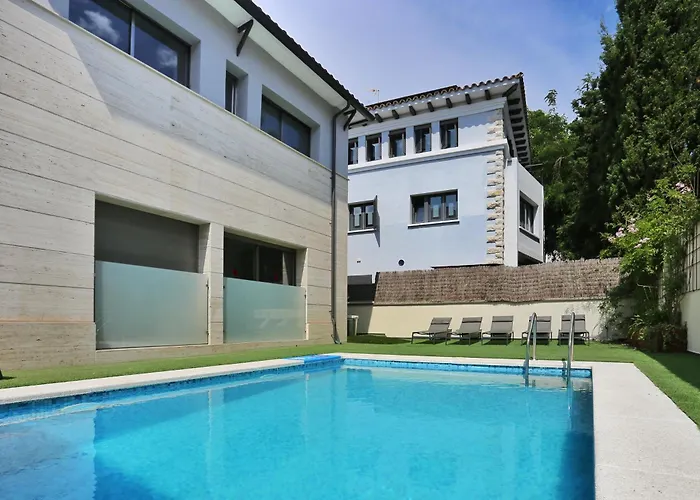 Hotel Sitges Rooms בית אירוח
