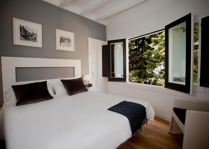 Hotel Sitges Rooms סיטגס
